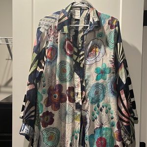 **on hold**Fun summer top